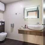 Leonis Restaurant & Bed & Breakfast Split