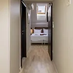 Bed & Breakfast Leonis Restaurant & 4*