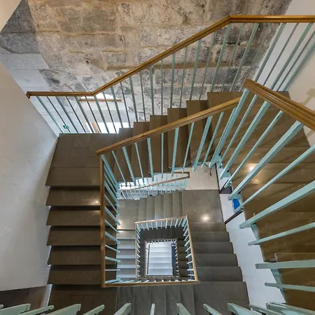 krevet i doručak Leonis Restaurant & Split