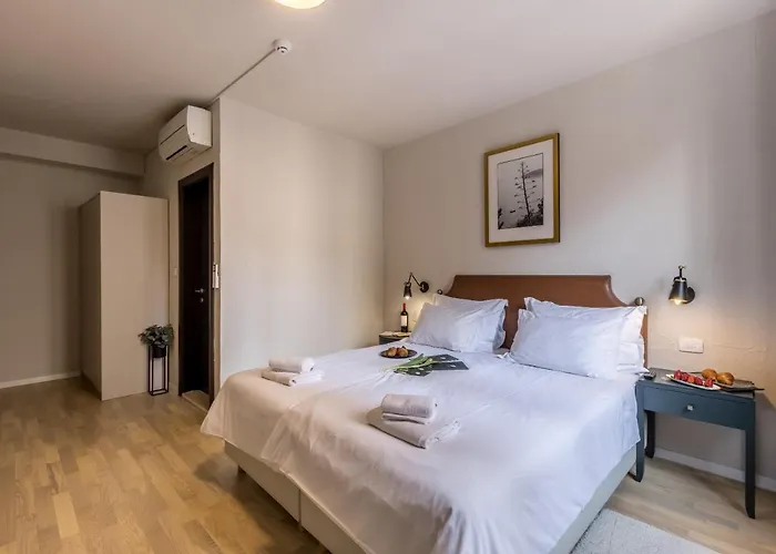 Bed & Breakfast Leonis Restaurant & Split