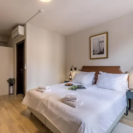 فندق مبيت وإفطار Leonis Restaurant & سبليت