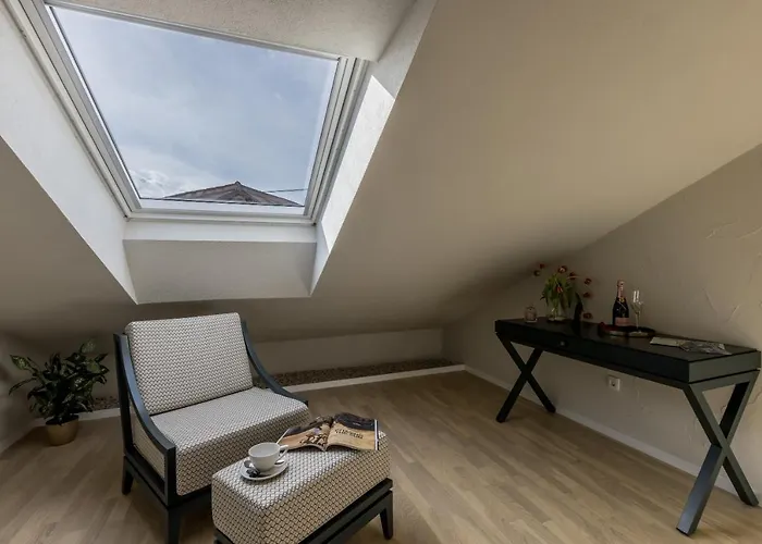 Leonis Restaurant & 4* Split