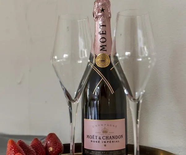 Leonis Restaurant & Bed & Breakfast Split